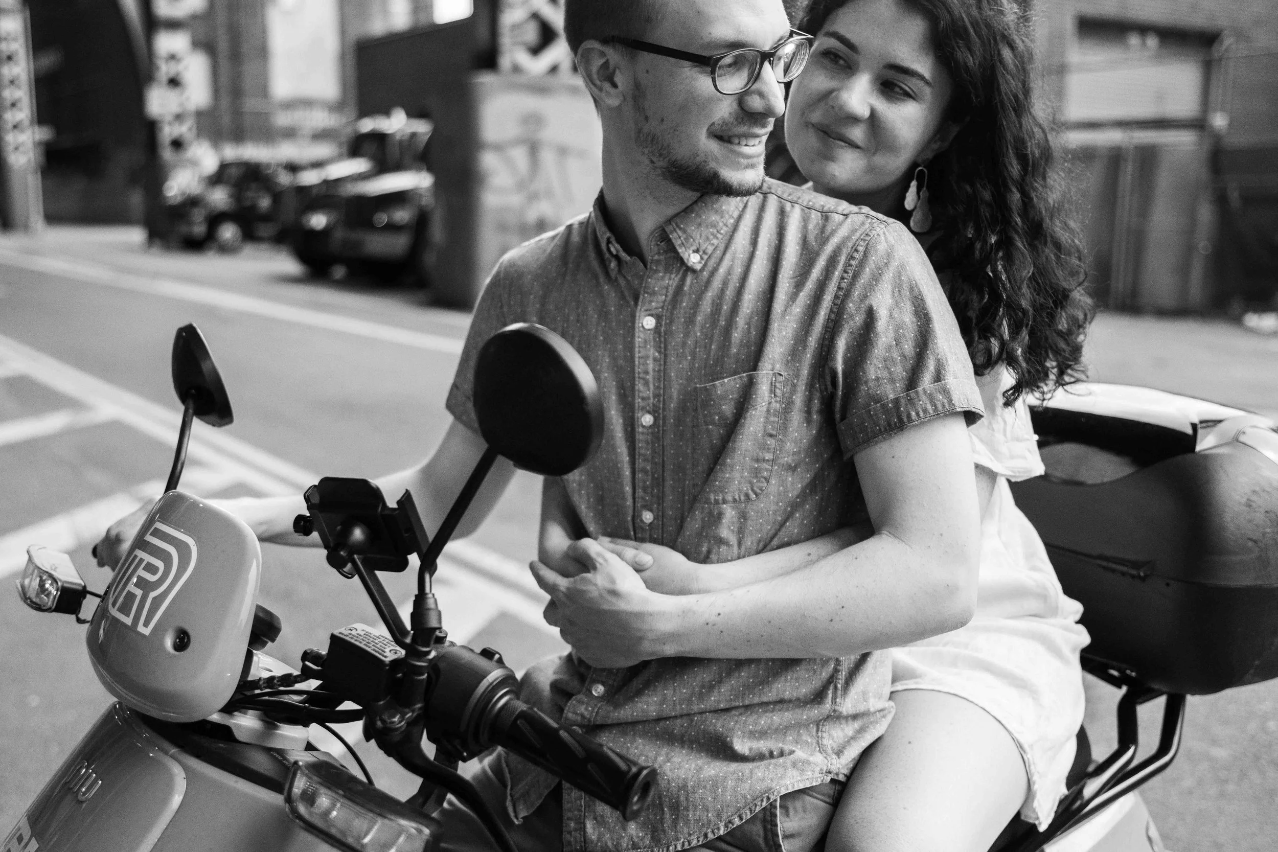 Destination engagement session through Manhattan_New York City engagement photography-85.jpg