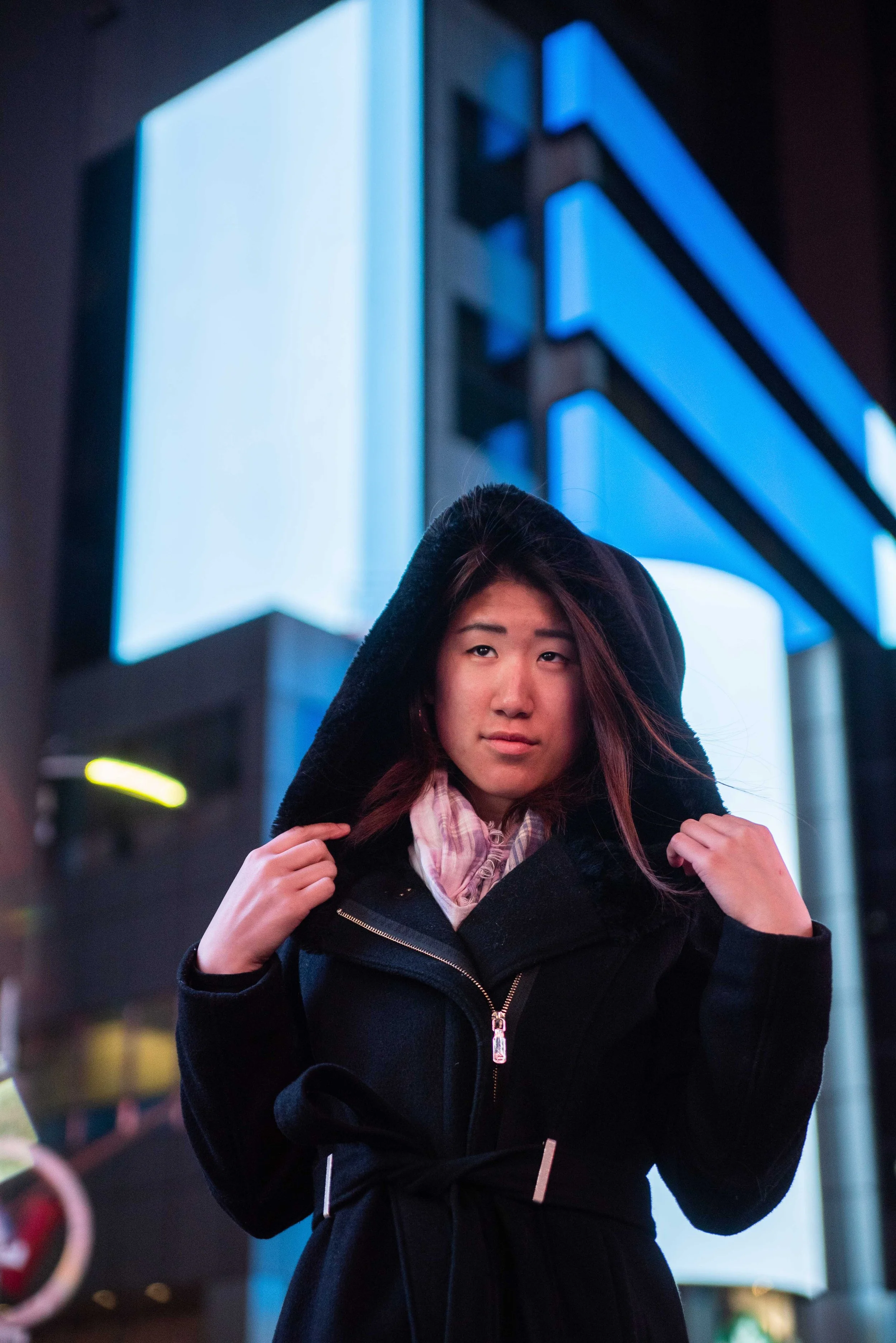 How to Take Photos While Traveling_Fashion Editorial Portraits in Times Square NYC-29.jpg