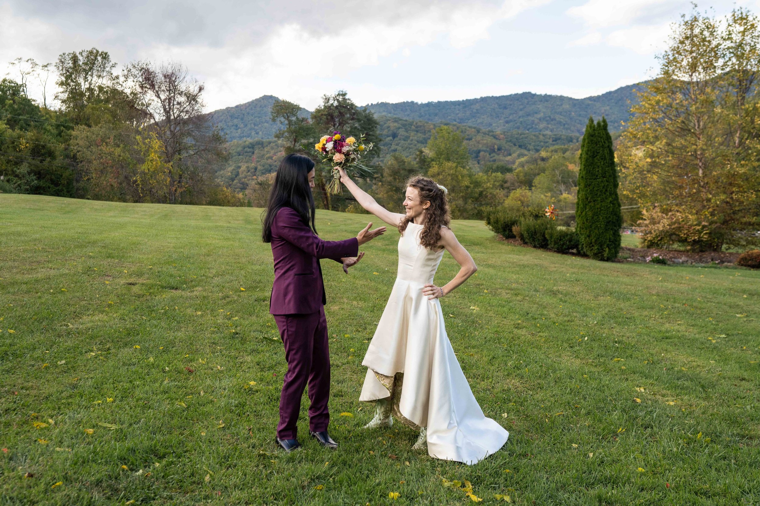 October Wedding at Fields of Blackberry Cove_Asheville Wedding Photographers 2 9.jpg