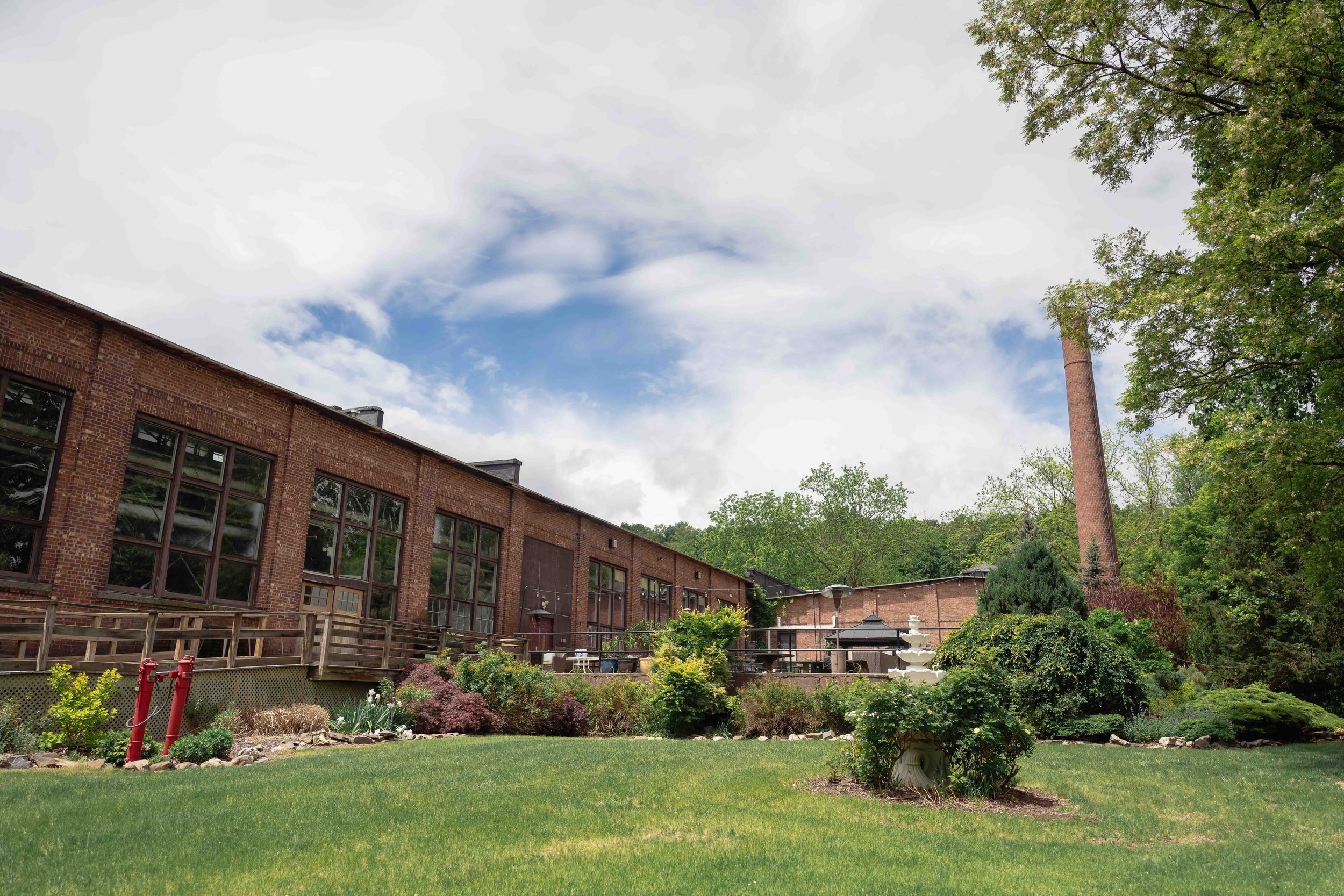 May Wedding at SPAF_Hudson Valley Wedding Photographers_Hybrid Wedding Film Photographers_NYC Wedding Photos-17.jpg
