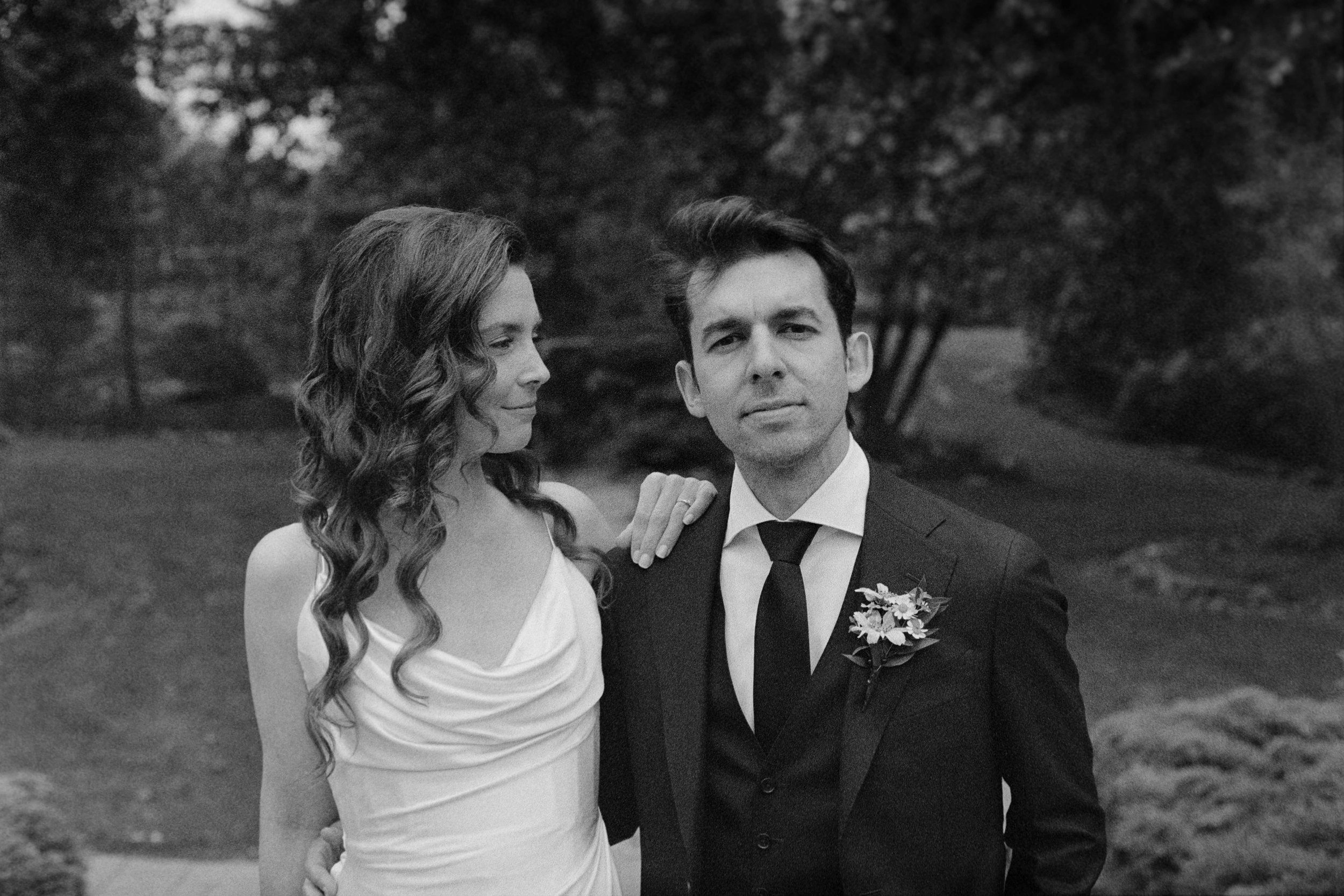 May Wedding at SPAF_Hudson Valley Wedding Photographers_Hybrid Wedding Film Photographers_NYC Wedding Photos-89.jpg