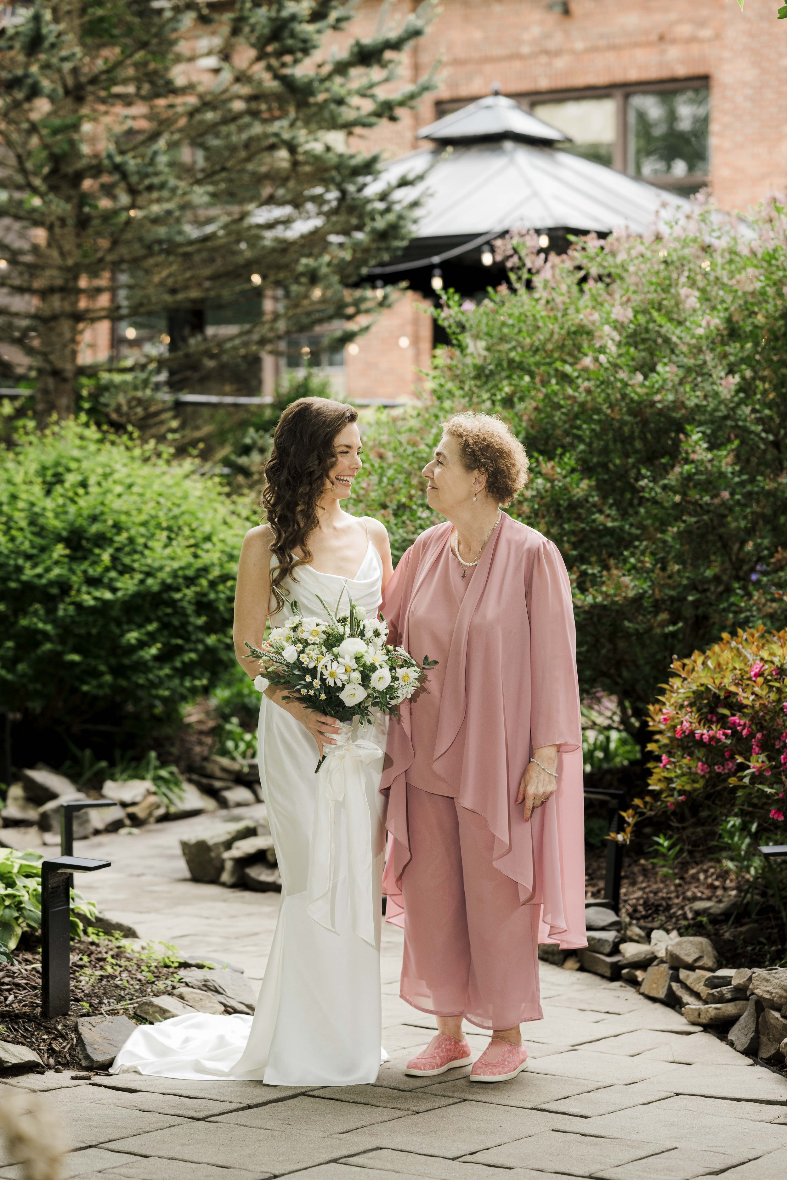 May Wedding at SPAF_Hudson Valley Wedding Photographers_Hybrid Wedding Film Photographers_NYC Wedding Photos-103.jpg