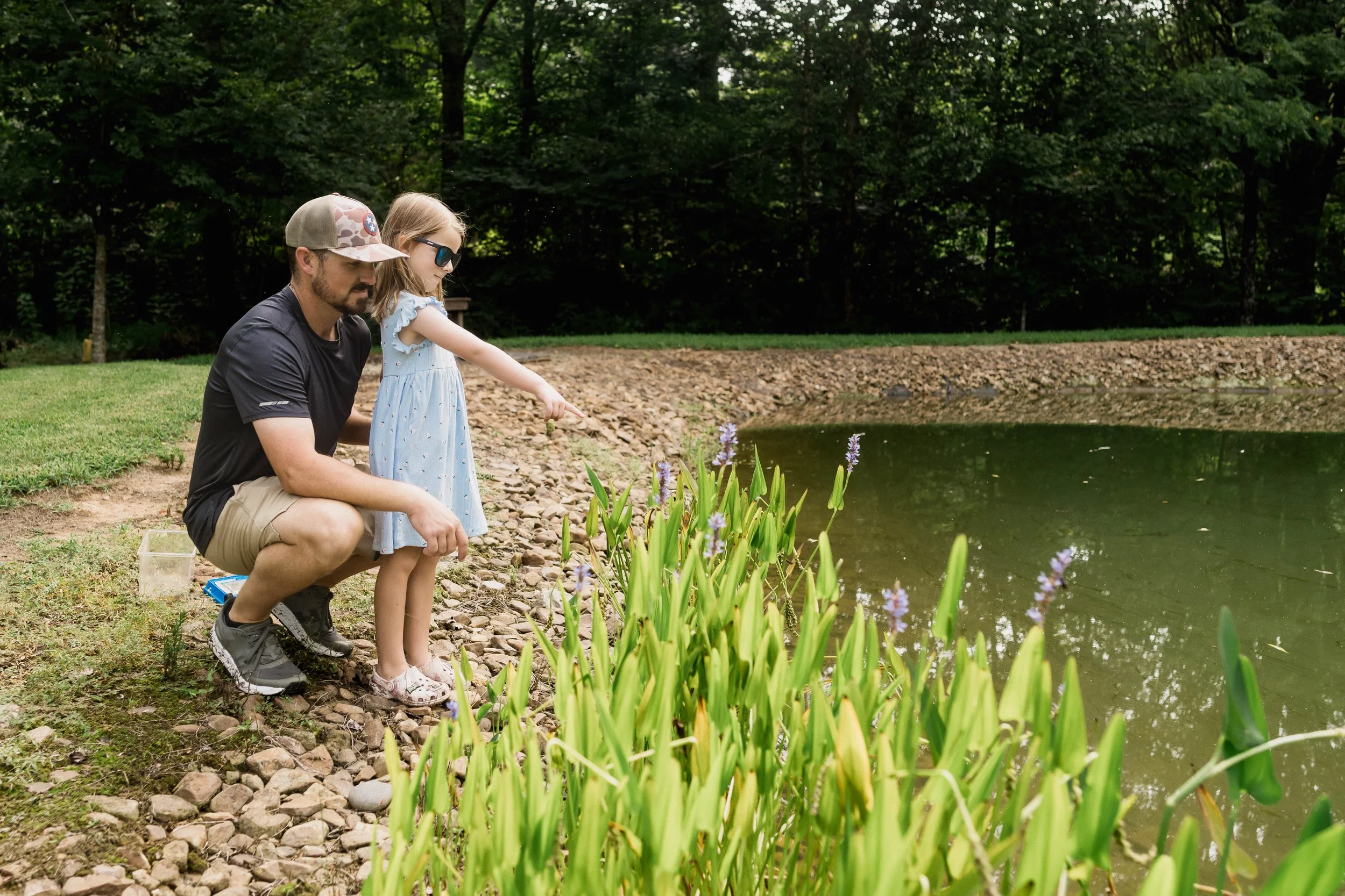 Extended Family Photoshoot at Home_Durham Family Photographer_Outdoor Family Photo Ideas-44.jpg