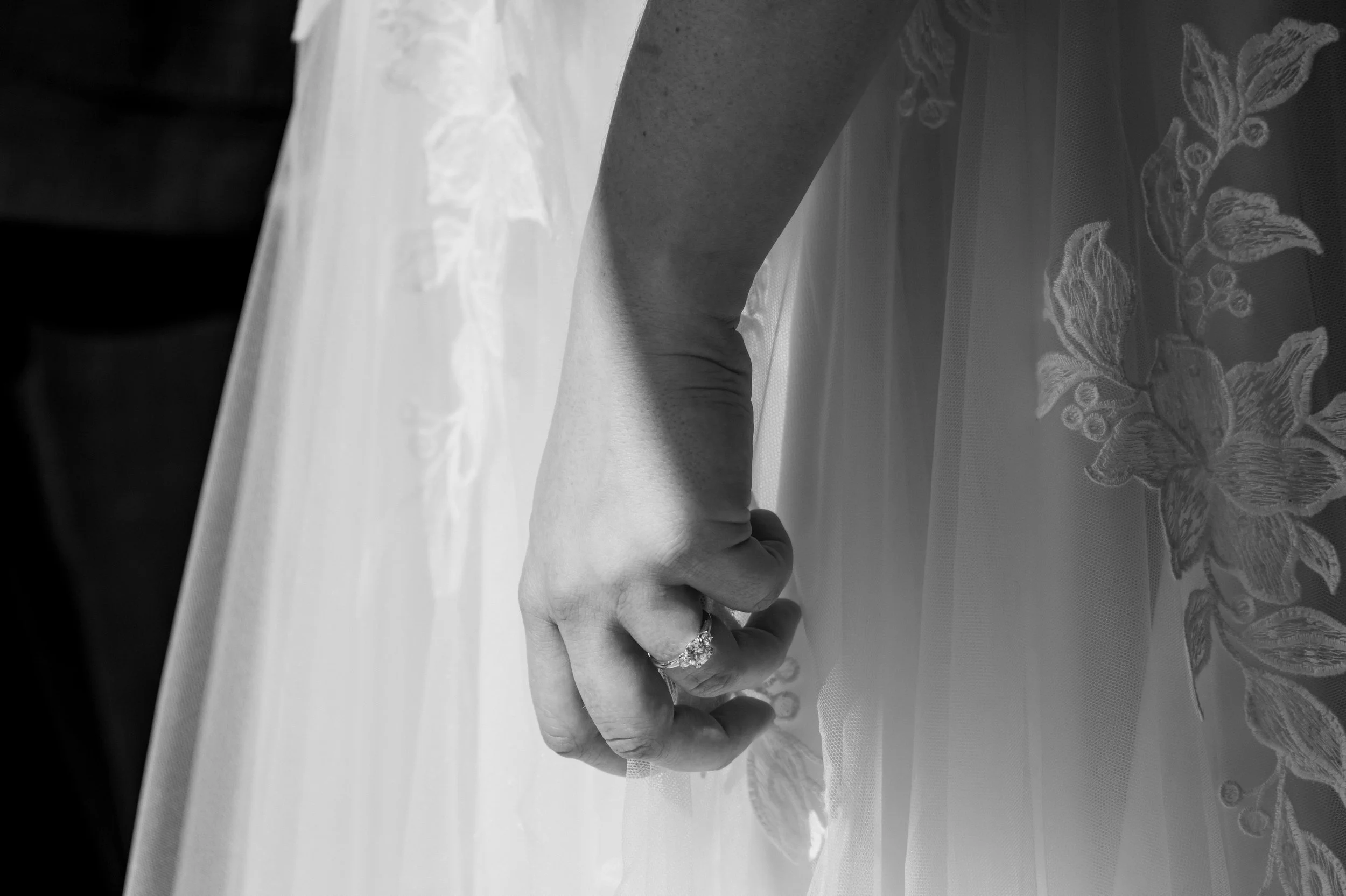 Simple and Vibrant August Wedding at Montague Lake in Raleigh North Carolina Blog 2 21.jpg