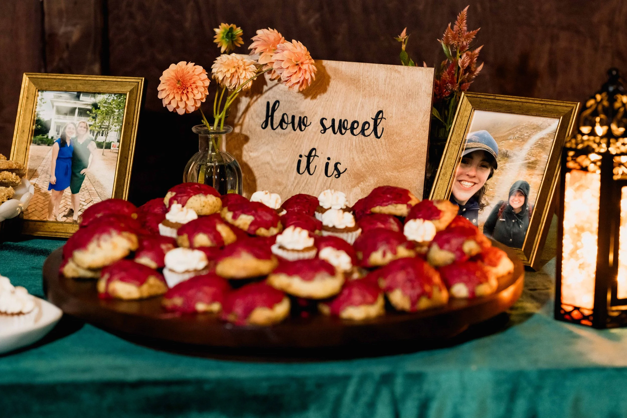 Texas-Meets-North Carolina October Mountain View Wedding at The Crest Center in Asheville, NC_North Carolina Wedding Photographer-181.jpg