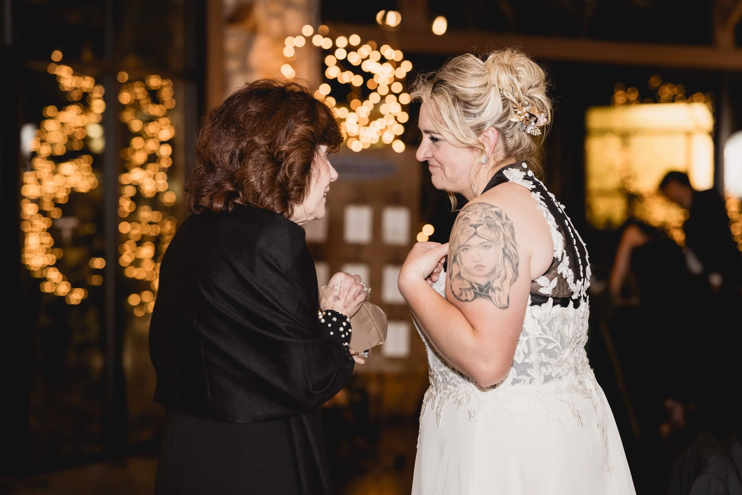 Texas-Meets-North Carolina October Mountain View Wedding at The Crest Center in Asheville, NC_North Carolina Wedding Photographer-231.jpg