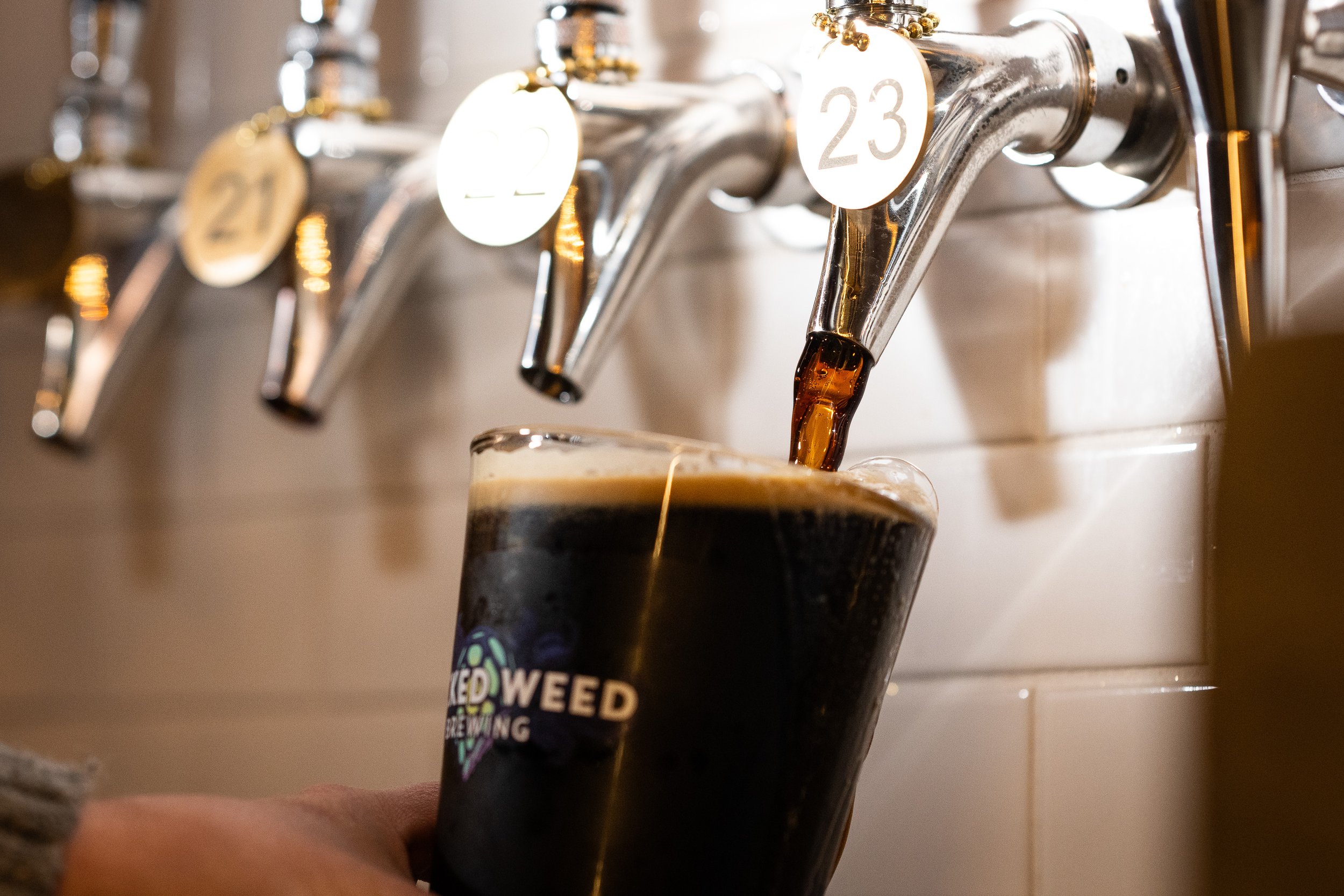 Humble Pour_Adrian Etheridge_Pouring Beer-13.jpg