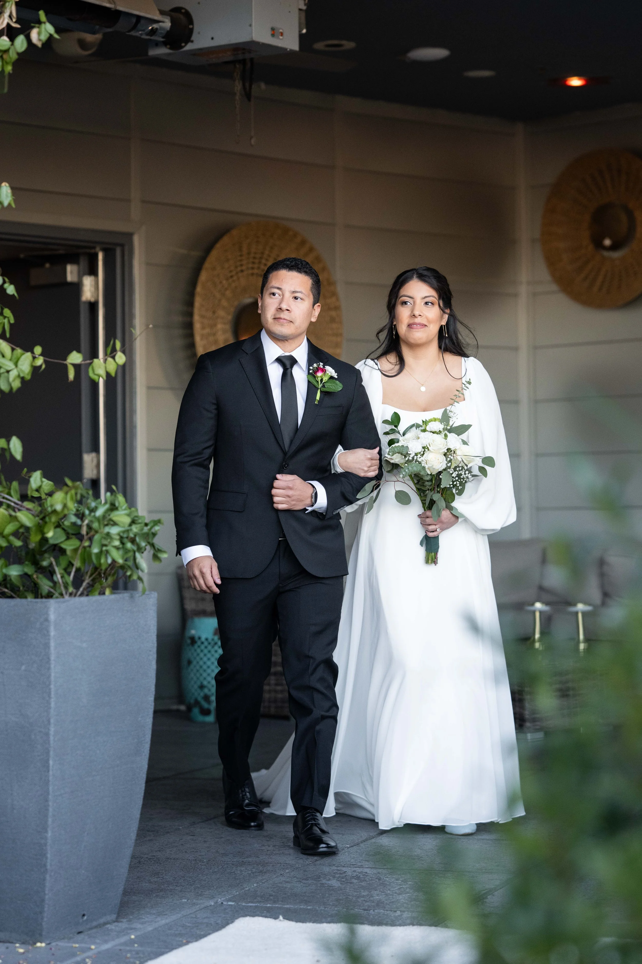 Botanical Lounge Raleigh Wedding_January 18, 2025_rooftop wedding downtown_Raleigh Wedding Photographers-97.jpg