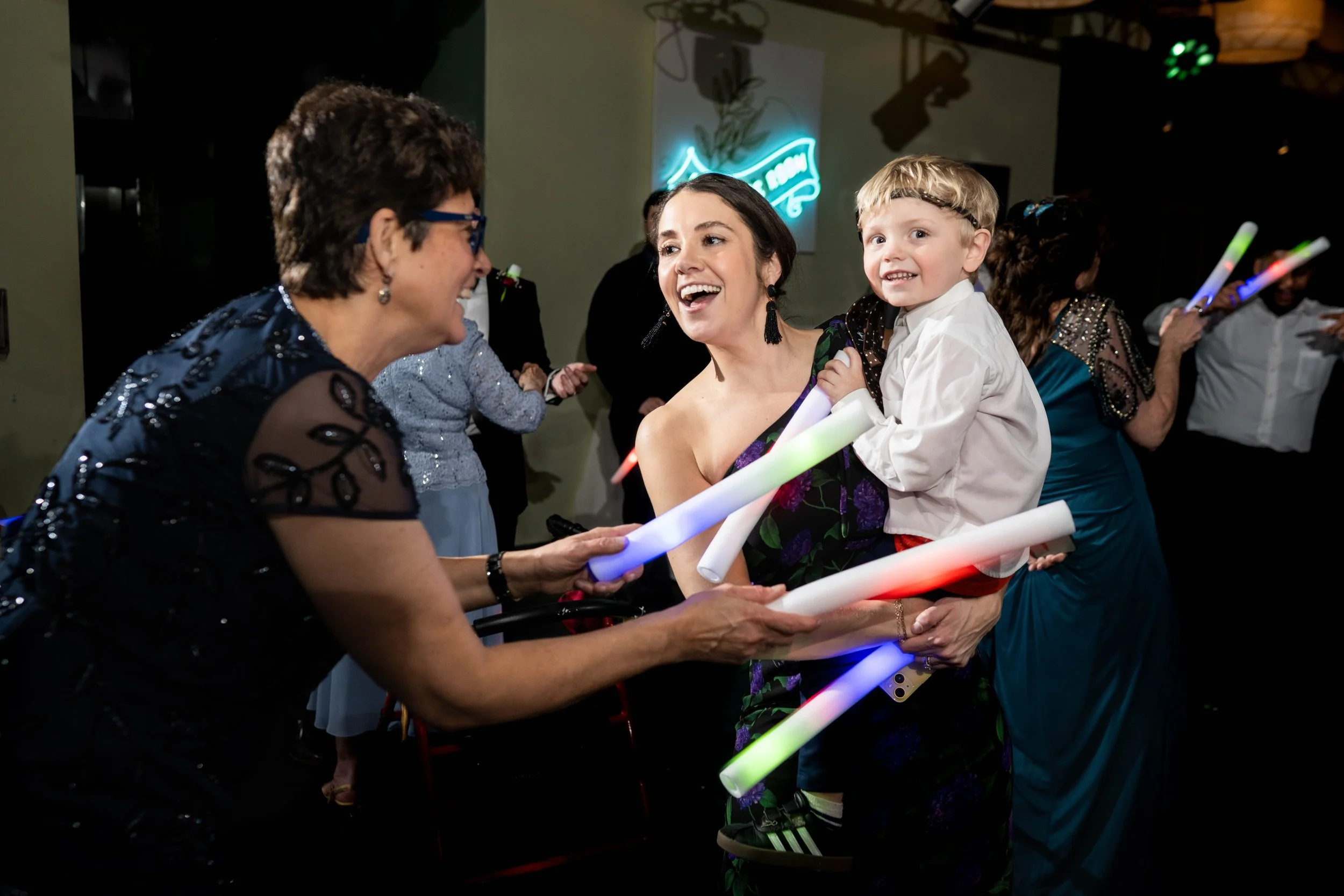 Botanical Lounge Raleigh Wedding_January 18, 2025_rooftop wedding downtown_Raleigh Wedding Photographers-186.jpg