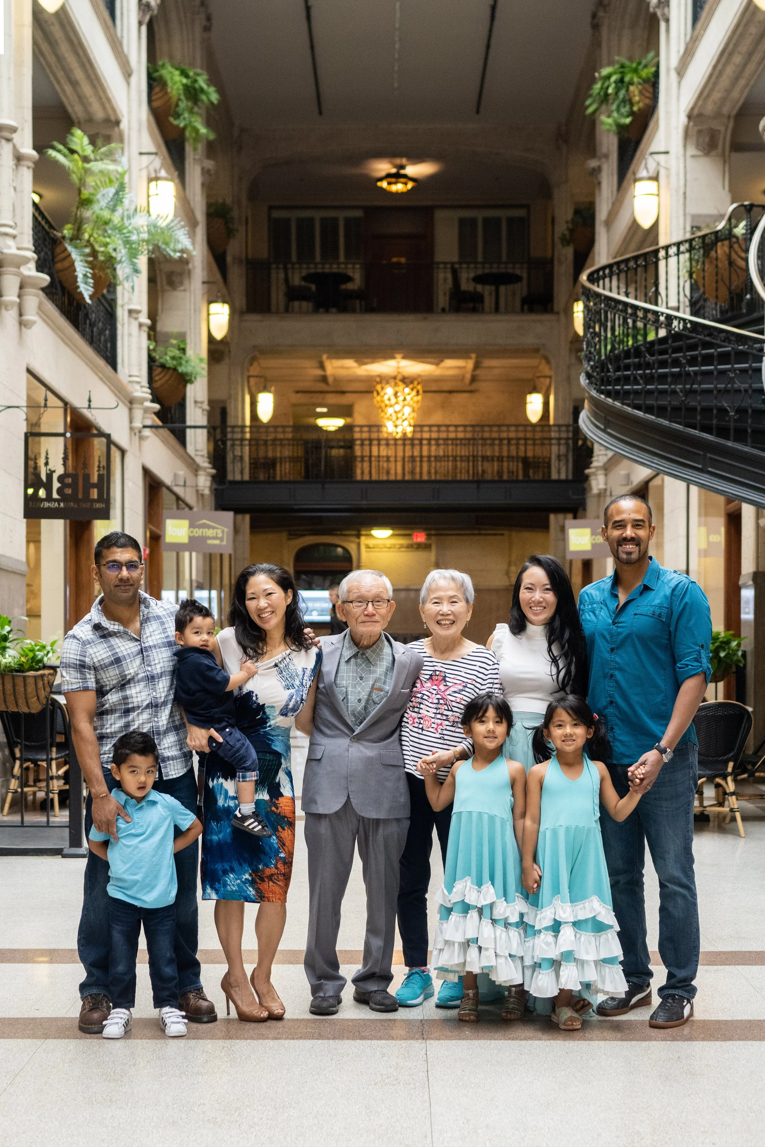 Choe Family Portraits_October 2022-27.jpg