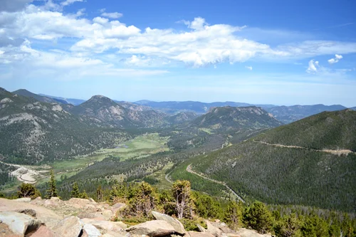 Trail Ridge Road in Rocky Mountain National Park (rainbow curve)
