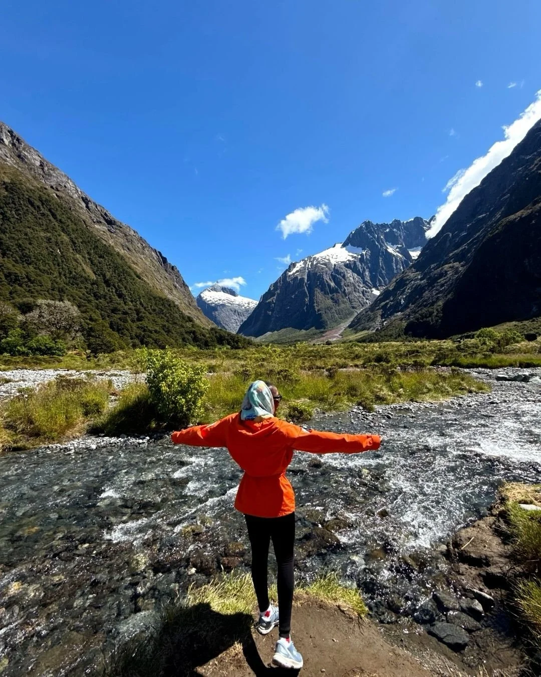 I said yes to more adventures in New Zealand than I ever thought possible 🇳🇿

Not because I&rsquo;m fearless&hellip; but because I had the right people around me.

Traveling solo doesn&rsquo;t always mean doing everything alone. Sometimes it means 