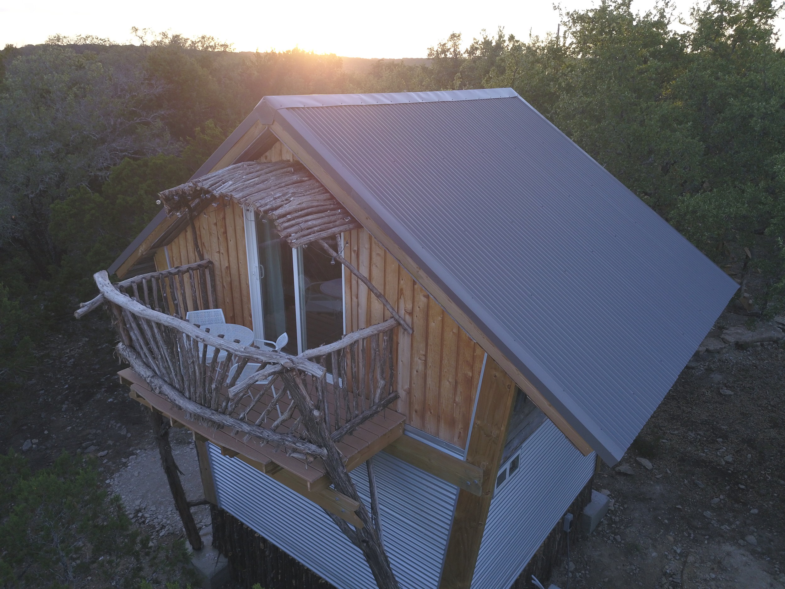 Cabins Skybox Cabins Unique Cabins In Glen Rose