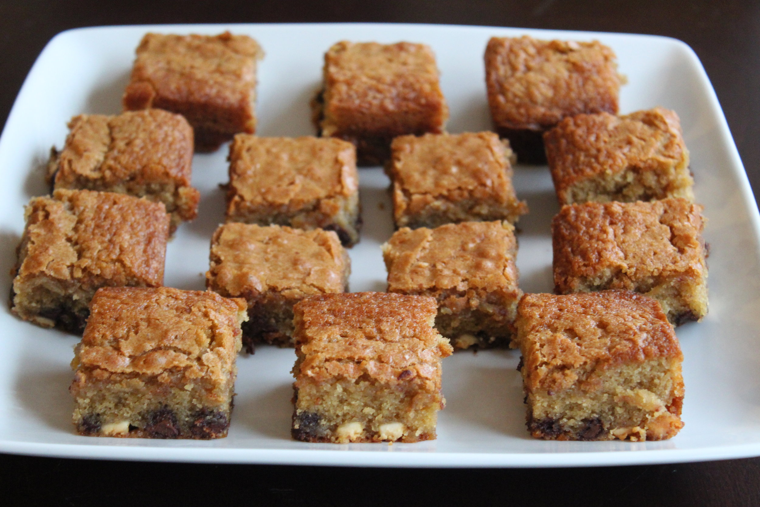 Chai Tea Blondies — COOKING WITH THE PAN