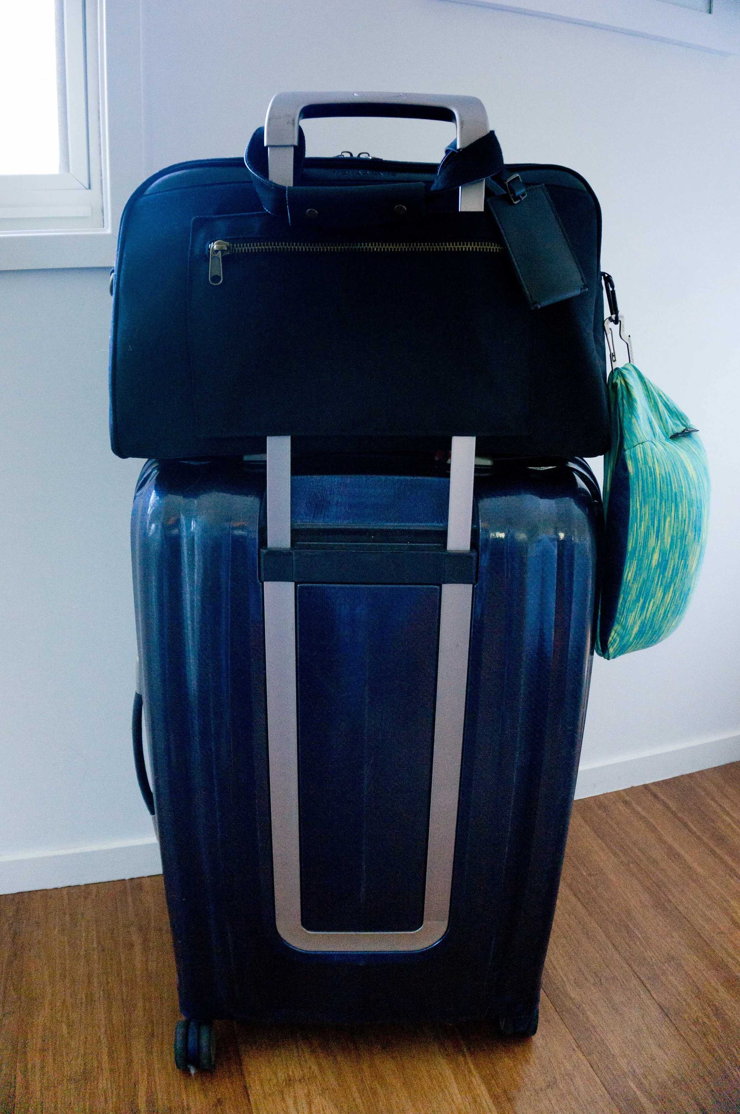 over the handle luggage bag