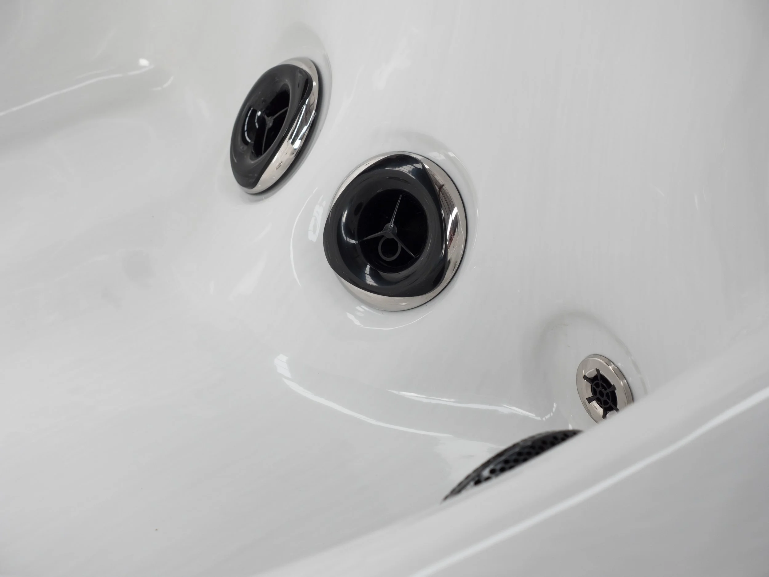 The Social Spa 5 seater Spa Family twin spa jets