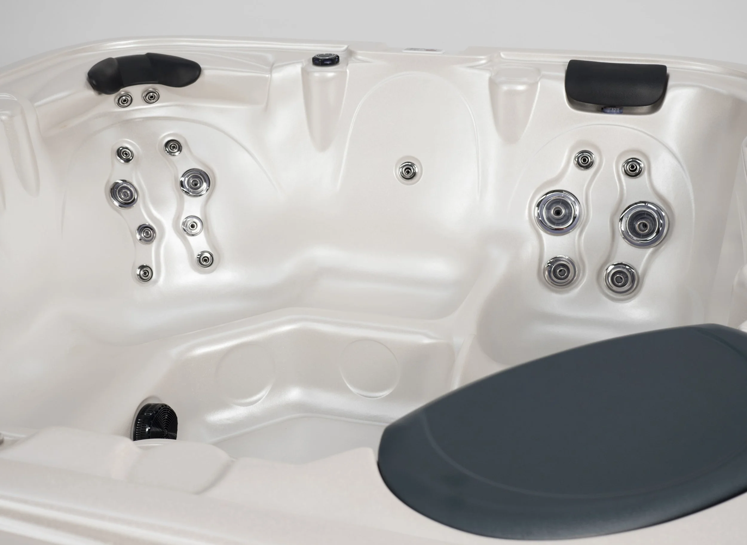 Arc Series 3 Spa Pool inside
