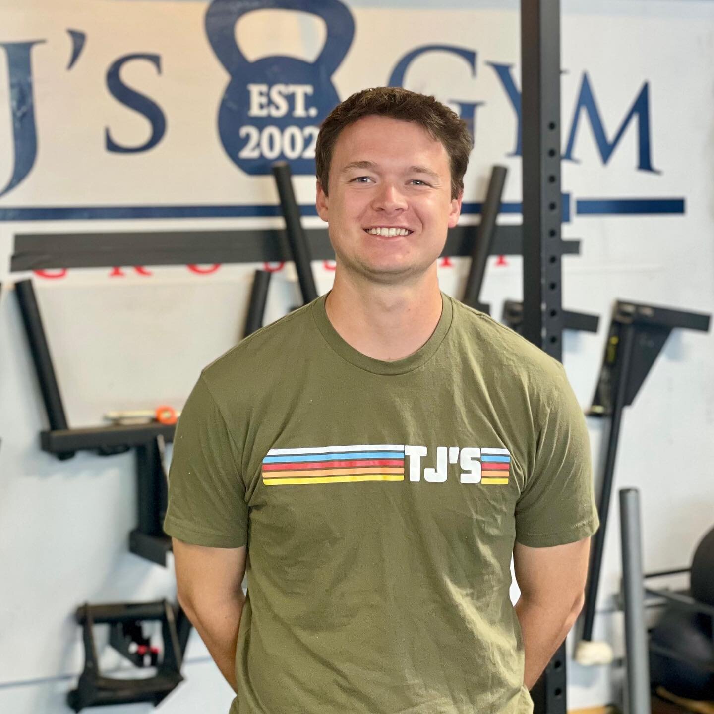 Warm welcome to Coach Alex! A former D1 baseball player, he&rsquo;s currently the Pitching Coach at COM, and we&rsquo;re excited to have him coaching fitness at #tjsgym when he&rsquo;s not on the baseball field! Swipe to see an awesome program he&rsq