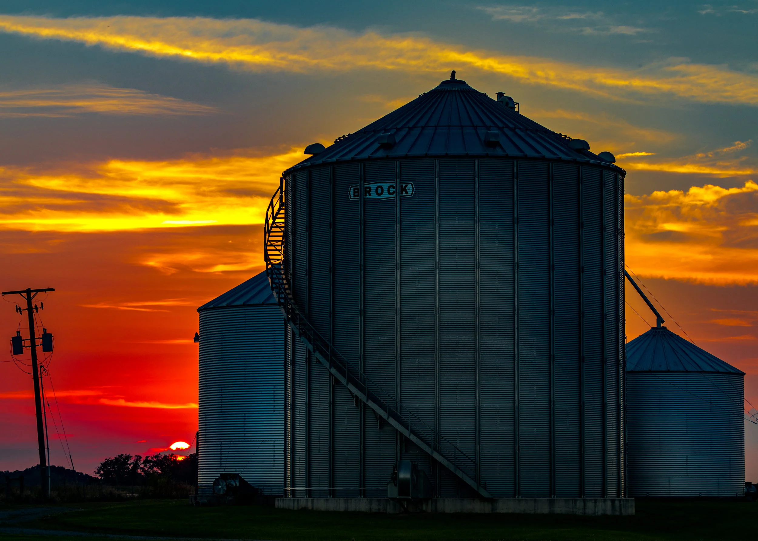 Silhouette Silos