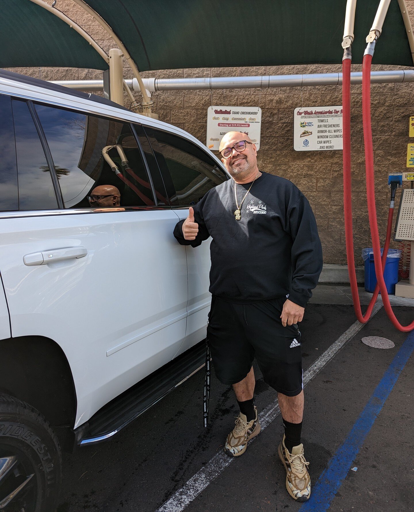 Hey Willy, nice sweater!😎 Willy has been a member here at Highland Park Car Wash since DAY 1.  Thank you for letting us keep your ride fresh and clean🧼⁠
-⁠
-⁠
#90042  #carwash #cleancar #eaglerock #explorela #expresscarwash #happycar #happeningdtla