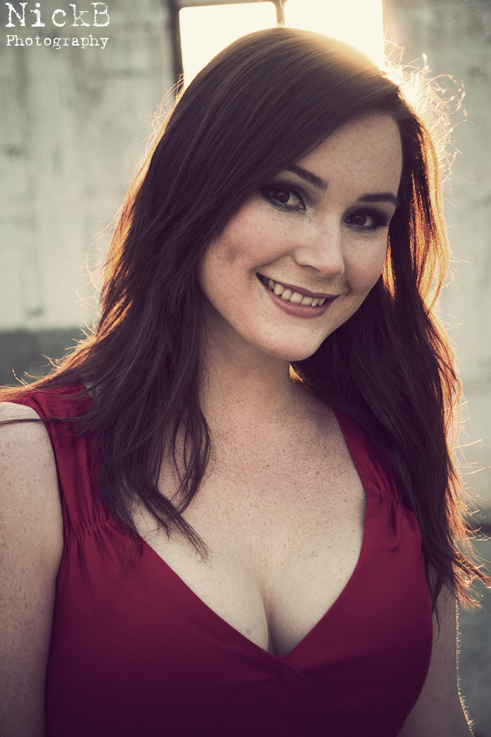 "Mindy" - Photoshoot