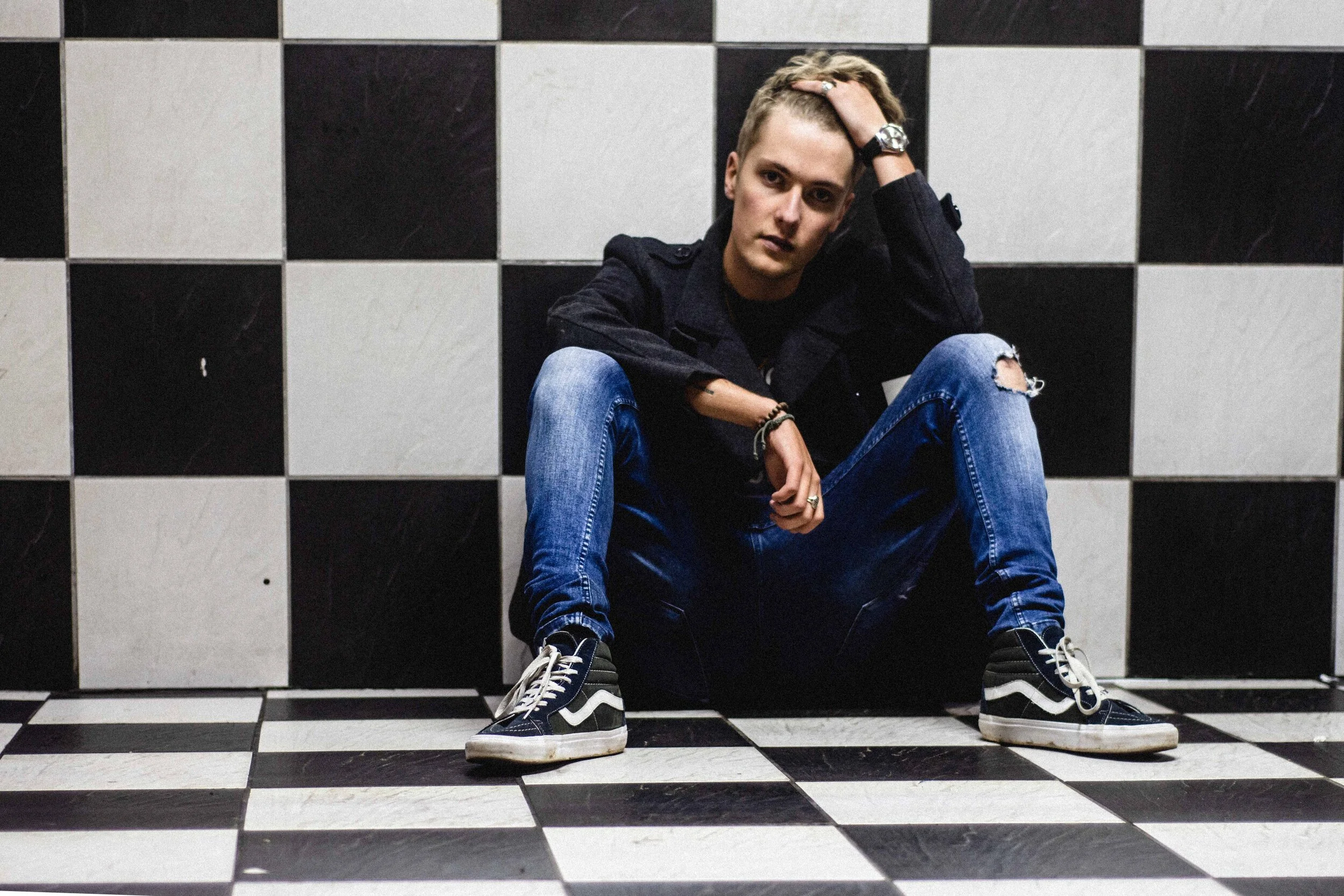 James Deacon releases candid alternative pop anthem 'HERO aka Rich' on November 22nd through Bad Future Records