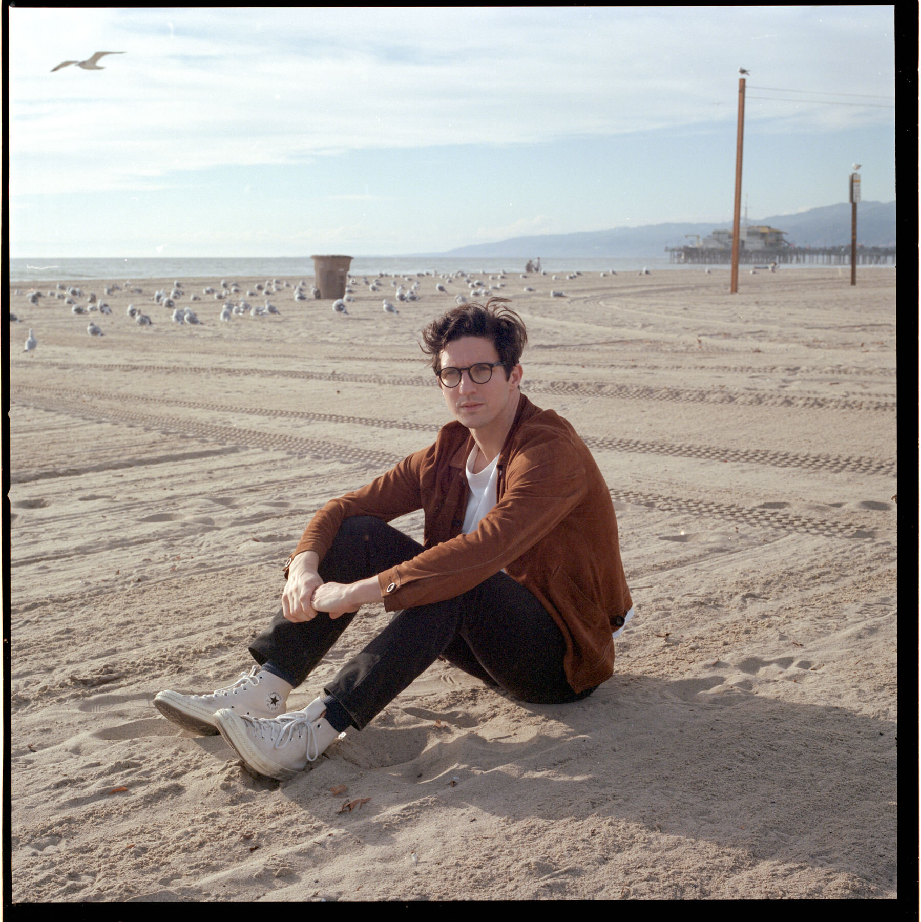 Dan Croll releases new double A-side singles ‘Rain’ and ‘Actor With A Loaded Gun’ on March 4th through Communion Records
