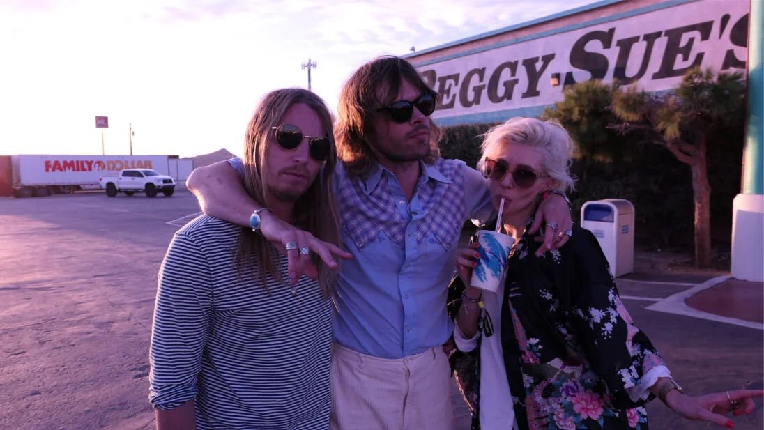 Swedish dream-pop trio ViVii deliver new video for comeback single ‘Summer Of 99’
