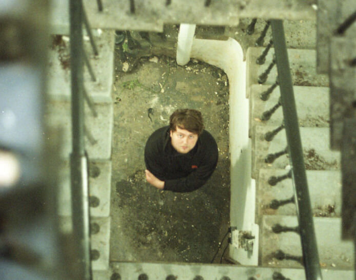 Hotly-tipped Scottish singer-songwriter Aaron Smith unveils emotional video for new single ‘Unconditional’