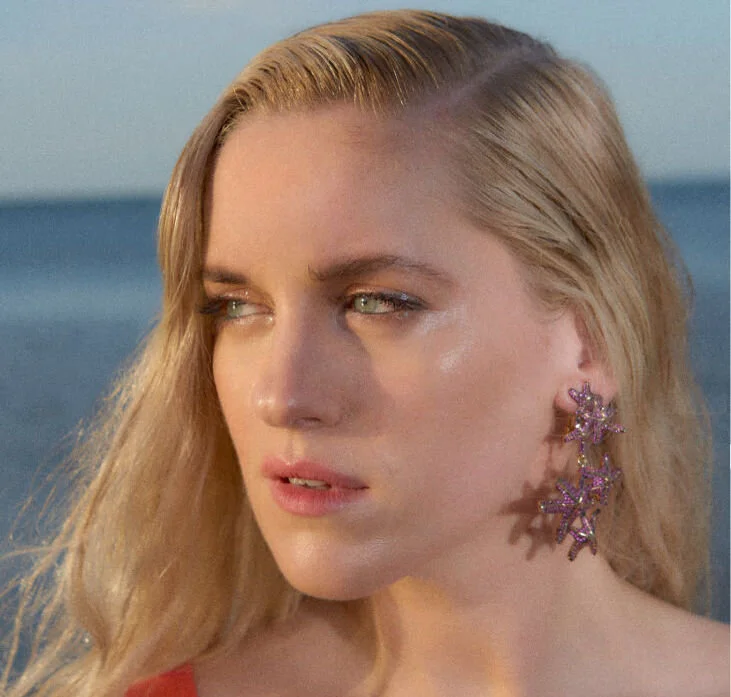 Starling previews her long-awaited debut album with new single ‘No Leader’, out October 9th