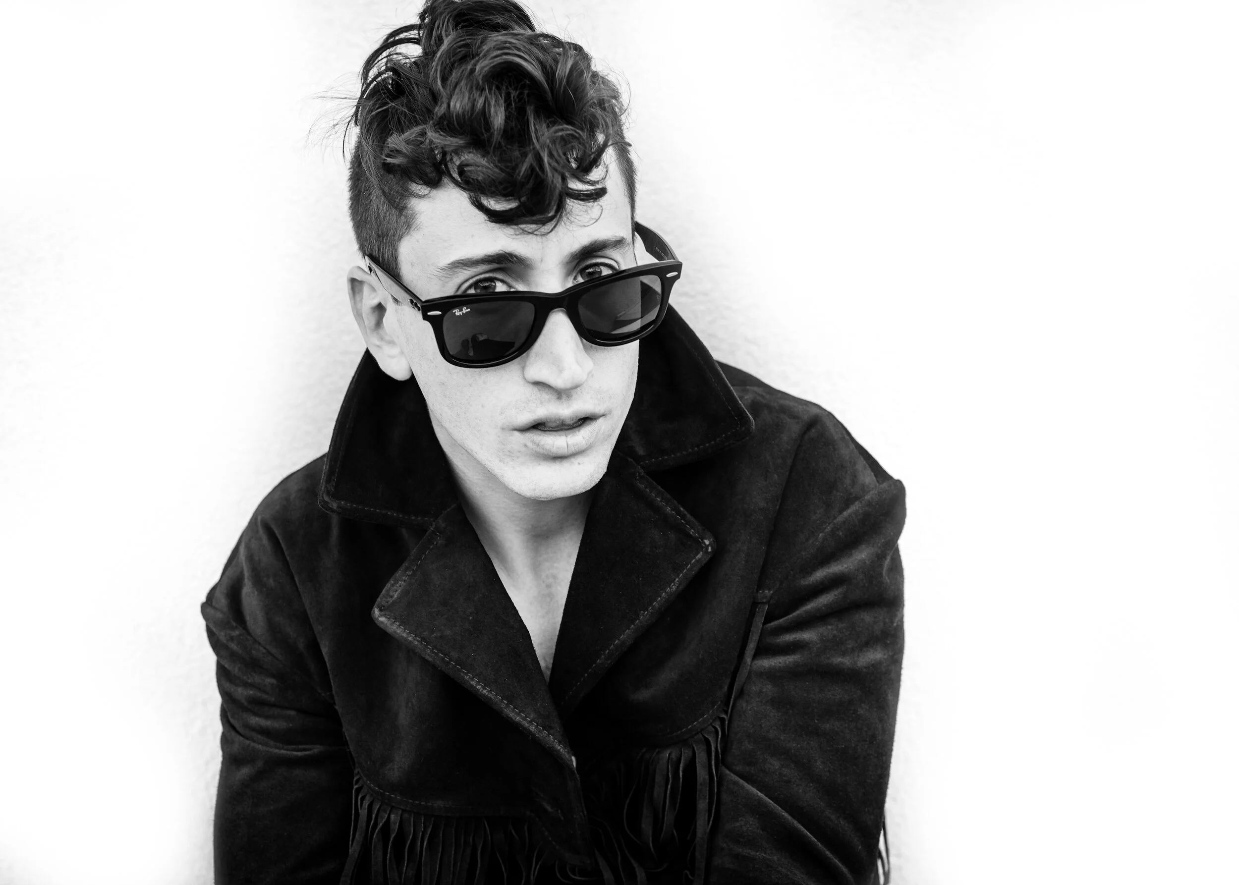 Des Rocs' deeply personal new EP 'This Is Our Life' is released today through 300 Entertainment