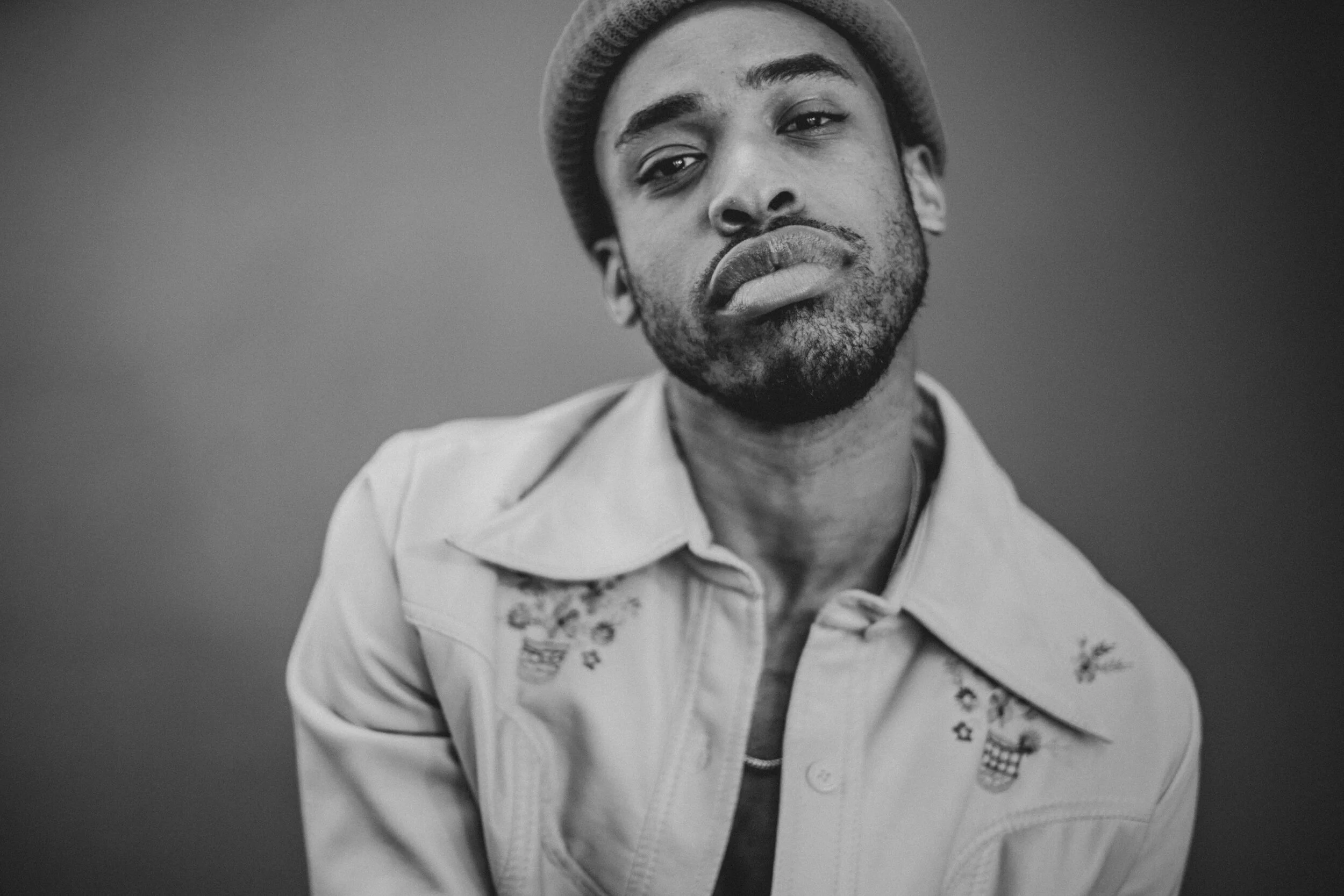 Butterfly Ali shares the acoustic version of new single 'Pray For 'Em'