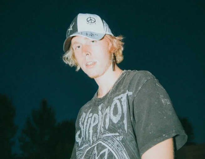 Jeris Johnson releases debut EP ‘My Sword’
