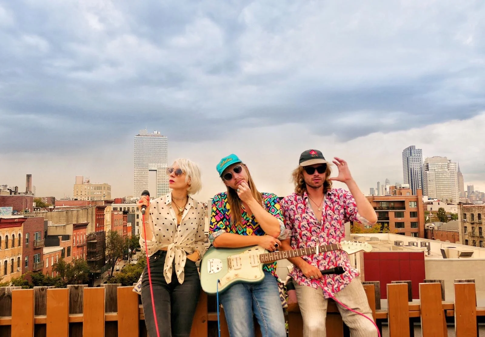 Swedish dream-pop trio ViVii share official VR video for their uplifting new single ‘One Day’