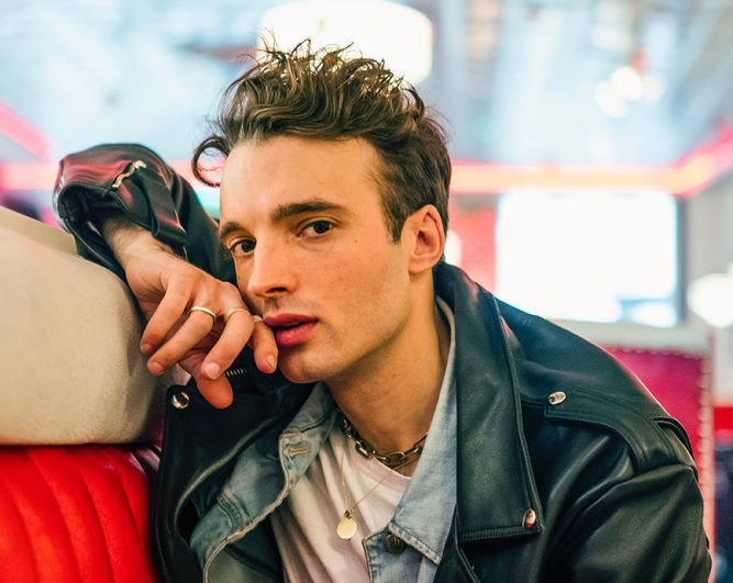 Emerging artist L.A. Rochelle previews his forthcoming EP with the powerful new single 'All Away', out October 22nd