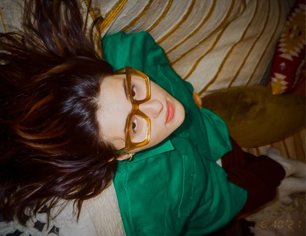“Awkward Pop” pioneer Belot returns with the glossy alt-pop anthem ‘Harmless Fun’, out November 17th through Submarine Cat Records / Neon Gold (US)