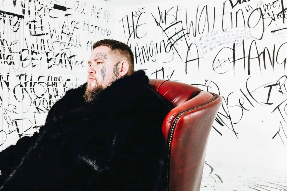 Rag'n'Bone Man unveils the Mistajam remix of his latest single 'Fall In Love Again'