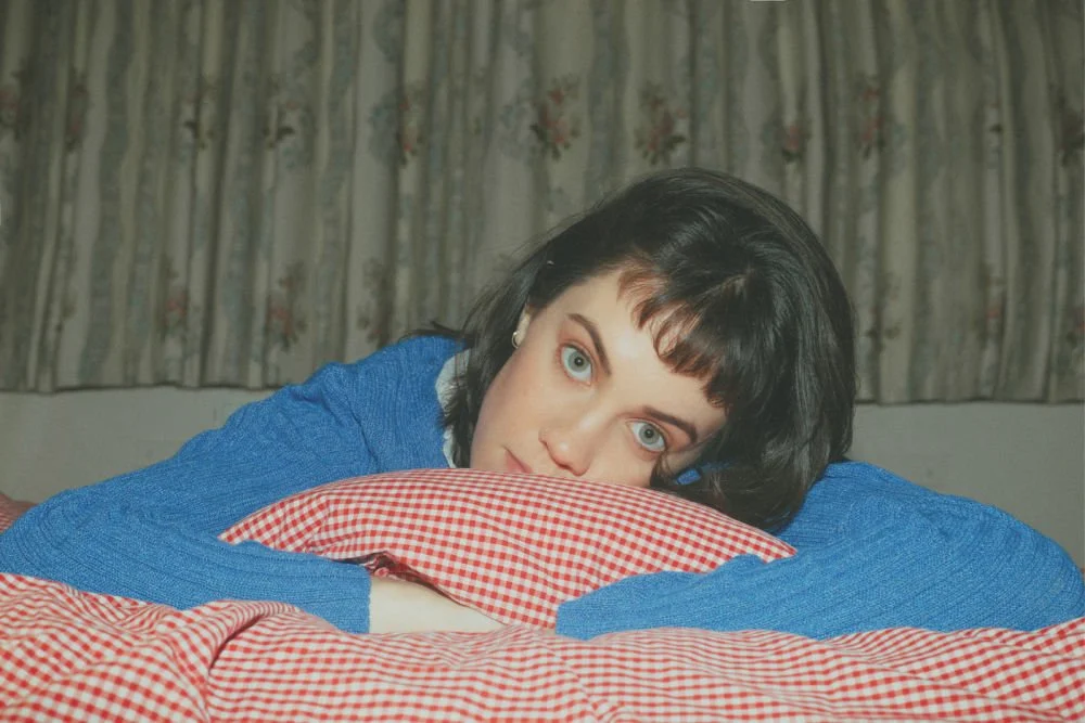 Bess Atwell unveils the stirring live video for her standout track 'Silver Fir'