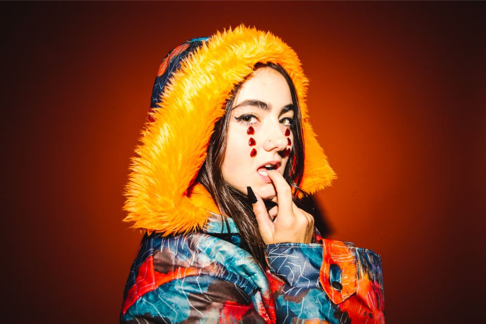 Irish alt-pop artist KEHLI announces her debut EP 'Pity Party' out July 21st and releases new single "All Outta Love"