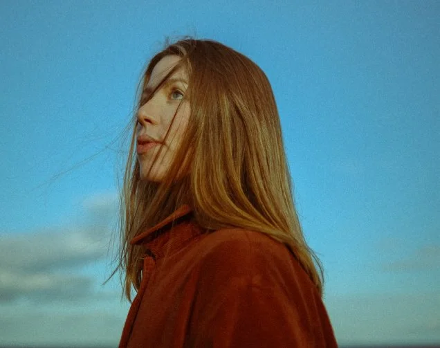 Critically acclaimed Irish artist Niamh Regan share new song "Belly", from her forthcoming album 'Come As You Are' out May 31st