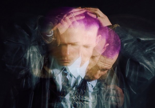 VC Pines unveils his kaleidoscopic new single "Chasing The Dragon" - taken from upcoming EP 'Viole(n)t Colour' out May 23rd via Believe