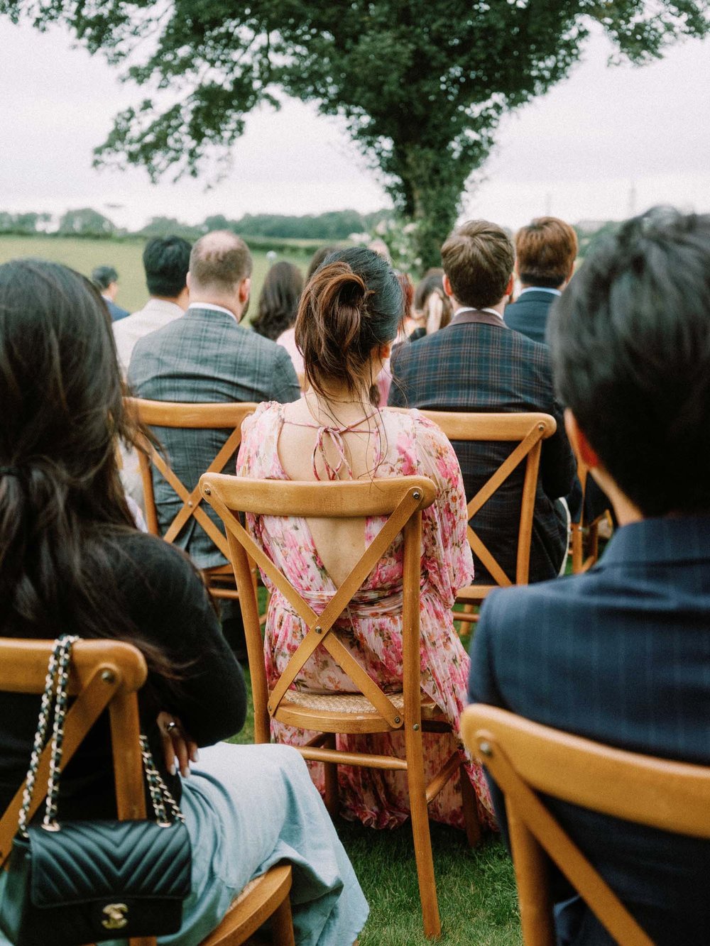 botley-hill-barn-documentary-style-wedding-photographer-Surrey-Ochi-Weddings033.jpg