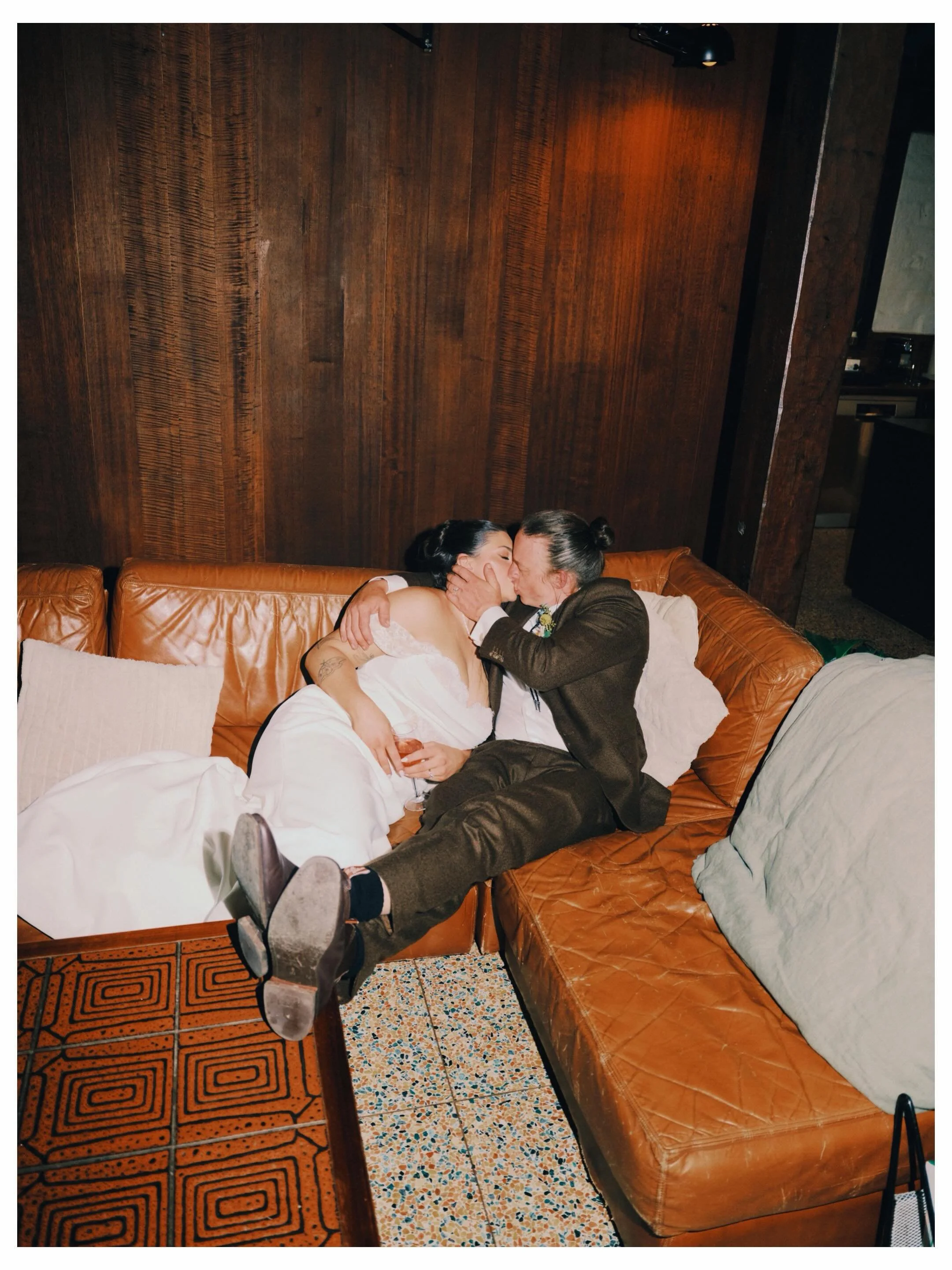 J&amp;R ❤️&zwj;🔥🇦🇺
 
Travelling to Oz twice in one year was made well worth it capturing Joe &amp; Rach&rsquo;s intimate wedding celebrations at @kellybrookwinery 🍾

Scanned &amp; developed by @photo_barn 

Destination wedding photographer | Edit