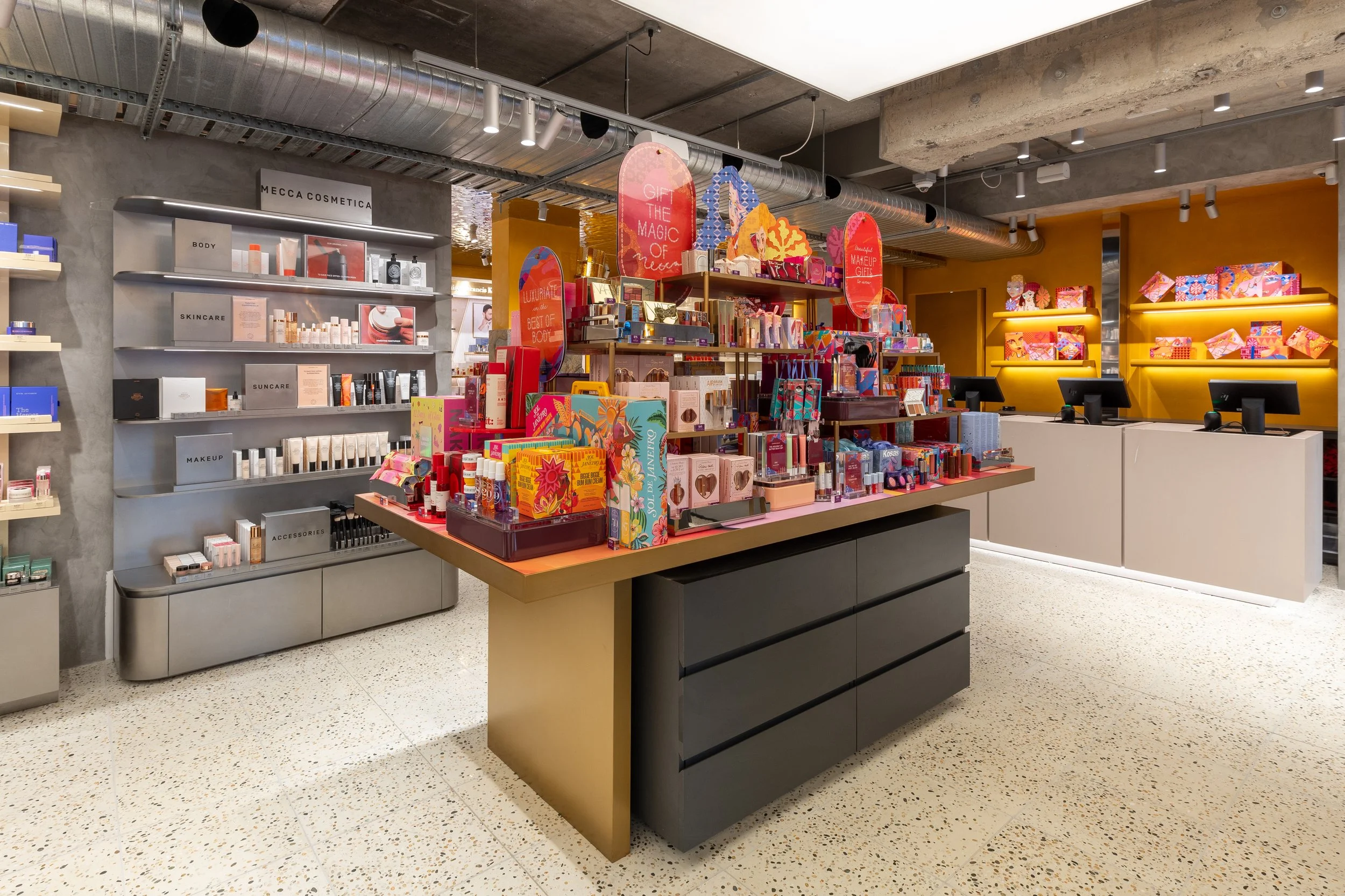 Mecca Store Tiles Autumn Pebble