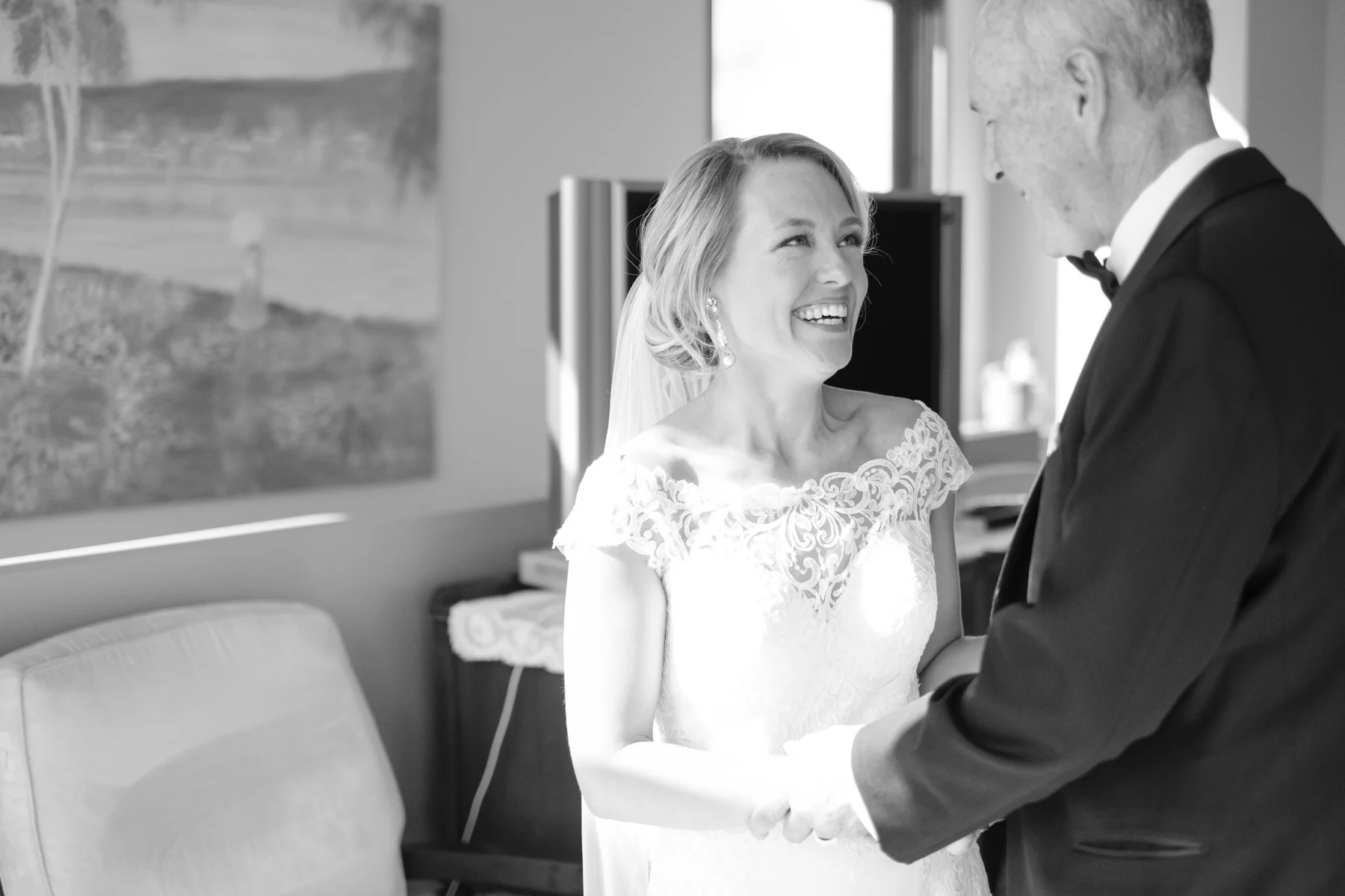 2017_BAP_KalliMatt_Gleneagles_CountryClub_Lemont_Wedding-21.jpg