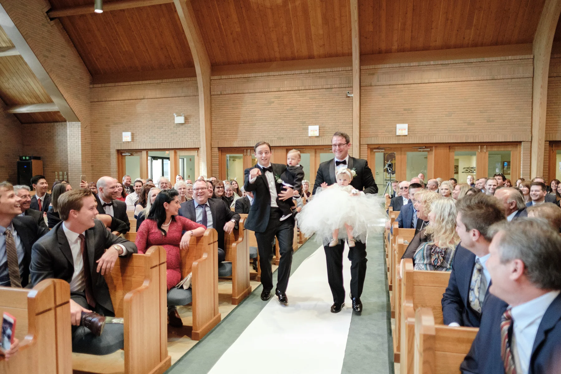 2017_BAP_KalliMatt_Gleneagles_CountryClub_Lemont_Wedding-33.jpg