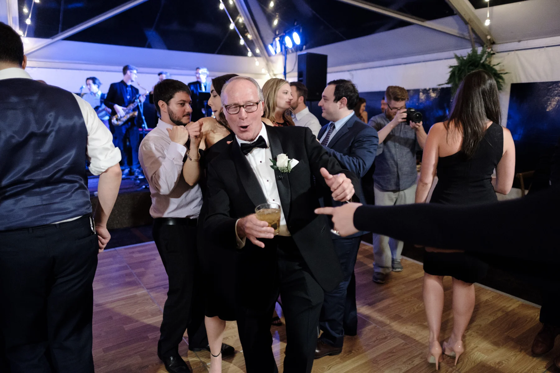 2017_BAP_KalliMatt_Gleneagles_CountryClub_Lemont_Wedding-92.jpg