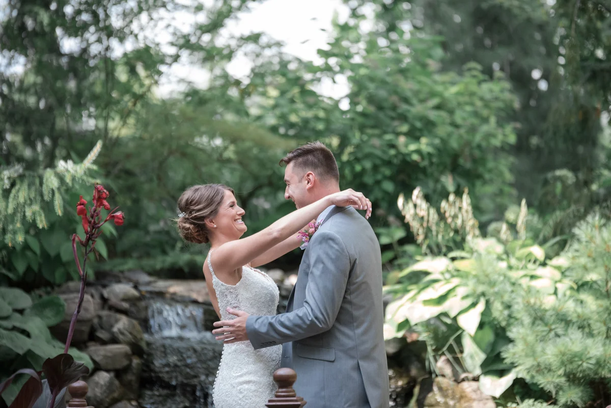 2017_Kari_Jeremy_BLOG_Woodstock_Gardens-21.jpg