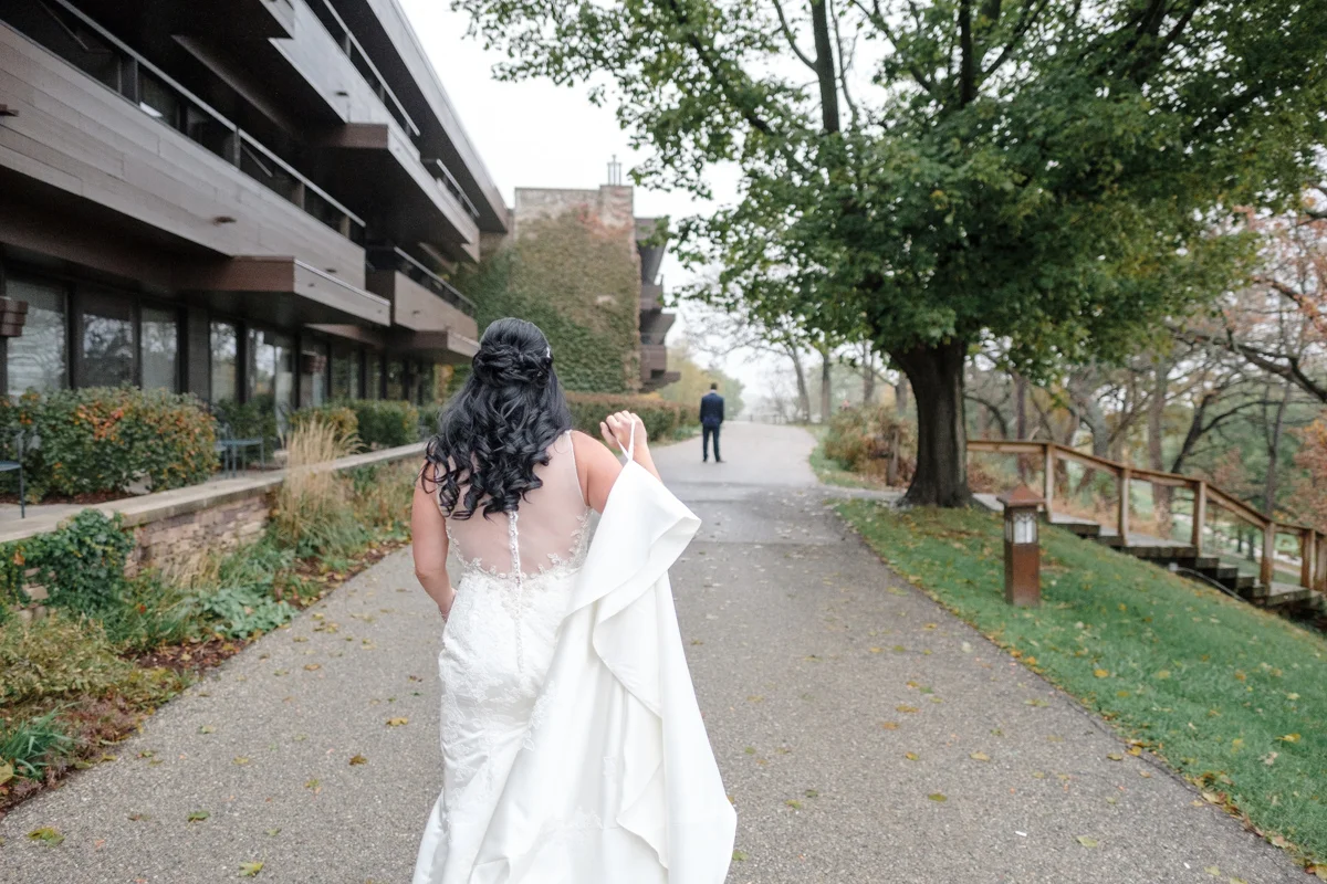 2017_BAP_AmyRyan_Lake_Geneva_Resort_Wedding-22.jpg