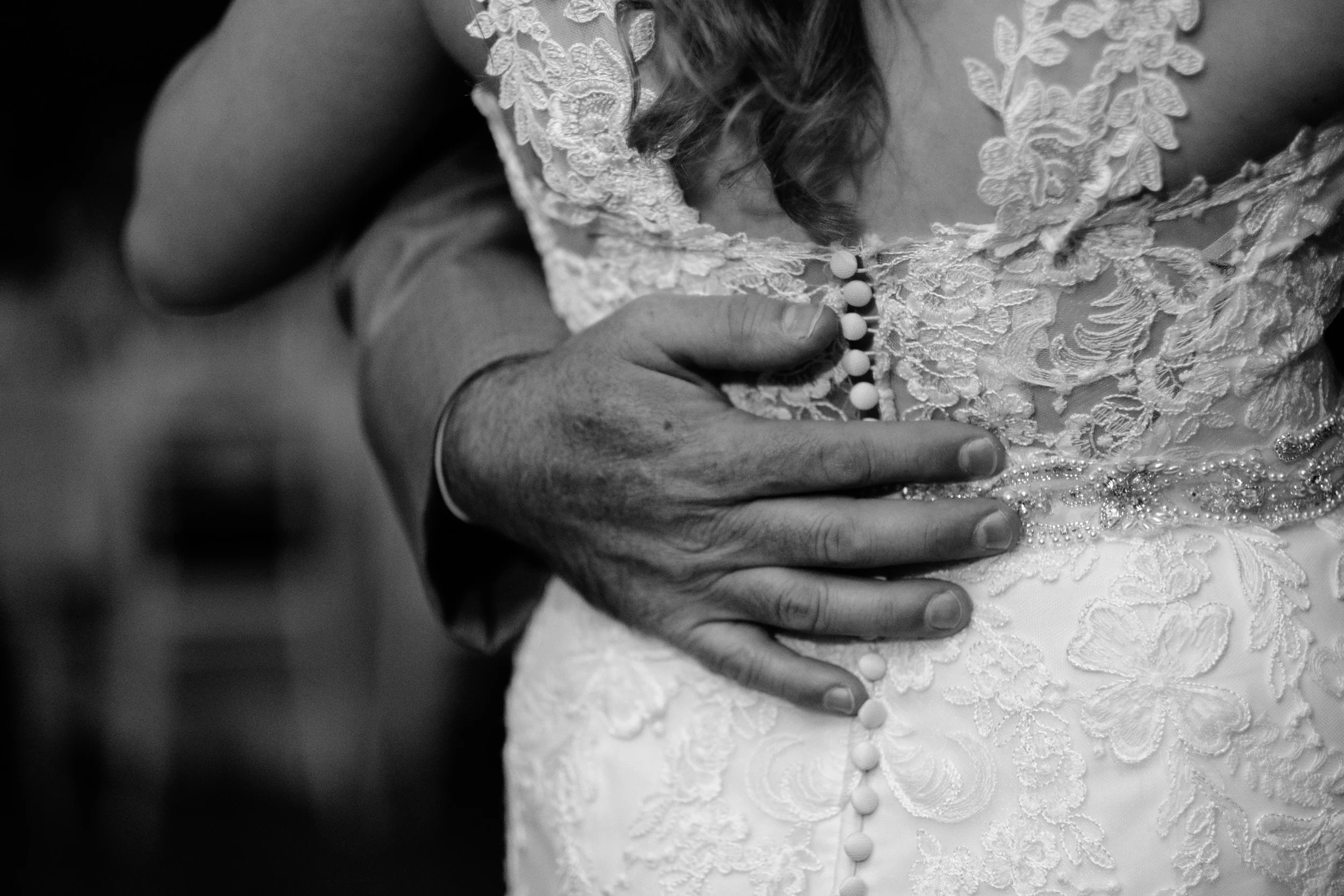 Zach-Jenessa-The-Fields-Reserve-Wedding-102.jpg